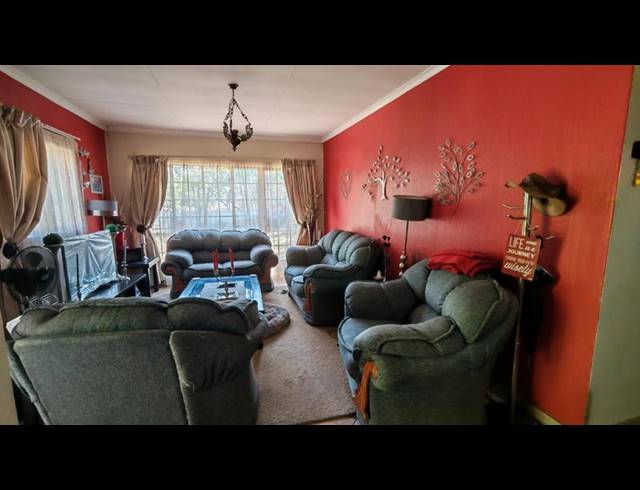 3 BEDROOM HOUSE FOR SALE IN WIERDA PARK